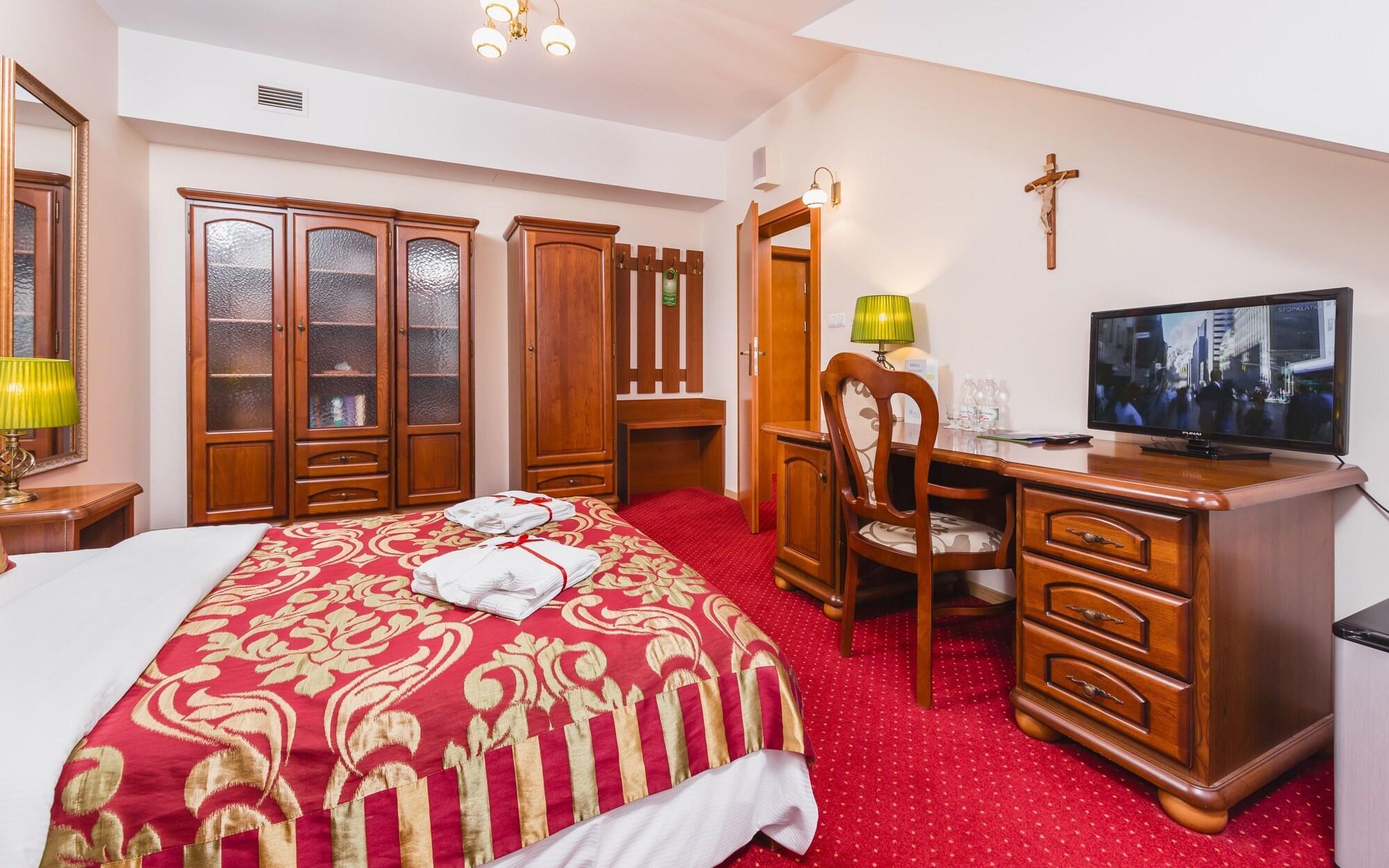 Domus Mater Hotel Krakau Buitenkant foto
